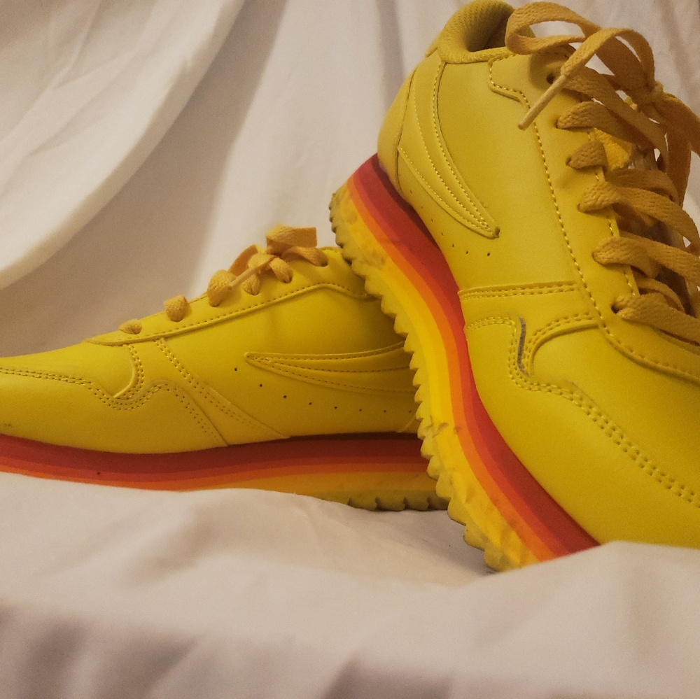 New Kicks: FILA's - Picture 2 of 2